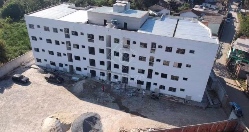 Apartamento para Venda em Volta Redonda / RJ no bairro Roma