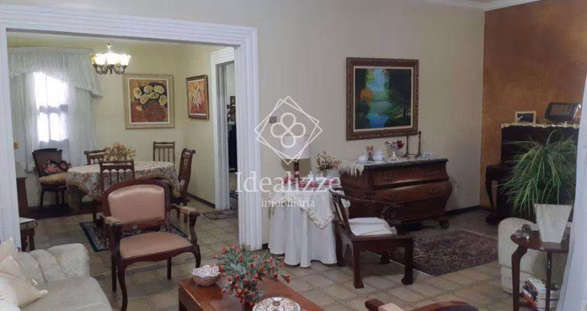 Casa para Venda em Volta Redonda / RJ no bairro Vila Santa Cecília