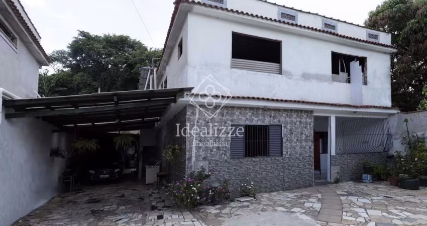 Casa para Venda em Volta Redonda / RJ no bairro Três Poços