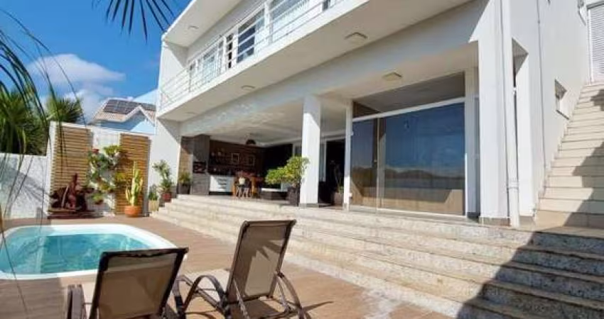 Casa para Venda em Volta Redonda / RJ no bairro Jardim Belvedere