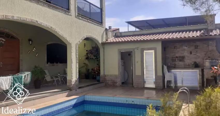 Casa para Venda em Volta Redonda / RJ no bairro Morada da Colina