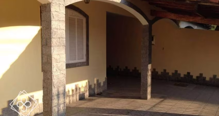Casa para Venda em Volta Redonda / RJ no bairro São Luís