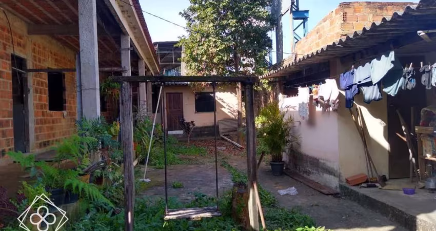 Casa para Venda em Volta Redonda / RJ no bairro Voldac