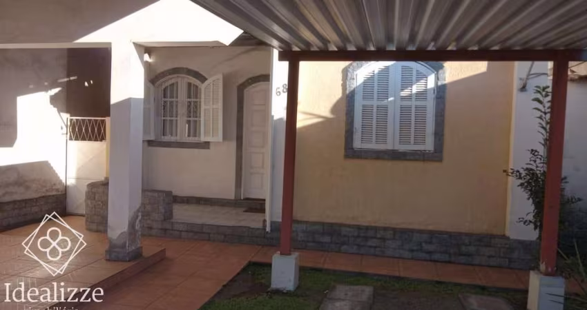 Casa para Venda em Volta Redonda / RJ no bairro Aterrado