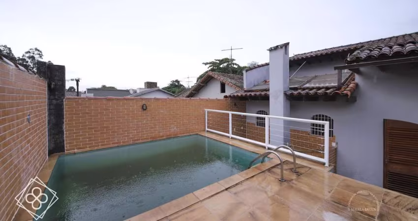 Casa para Venda em Volta Redonda / RJ no bairro Vila Santa Cecília