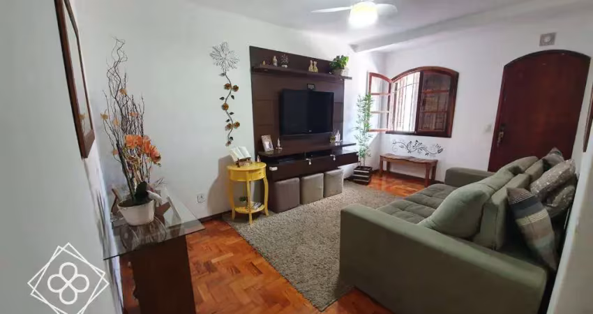Casa para Venda em Volta Redonda / RJ no bairro Jardim Tiradentes