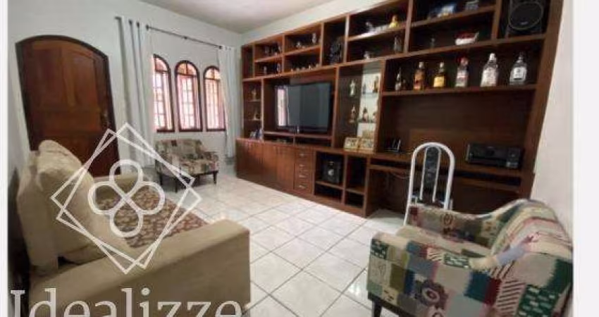 Casa para Venda em Volta Redonda / RJ no bairro Jardim Belvedere