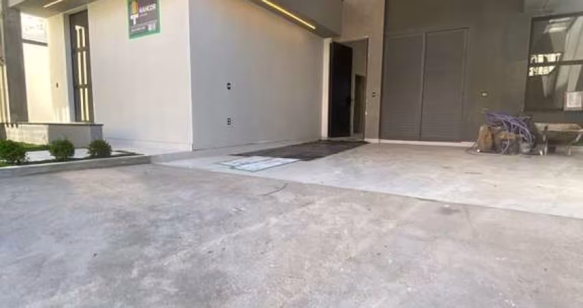 Casa para Venda em Volta Redonda / RJ no bairro Jardim Belvedere