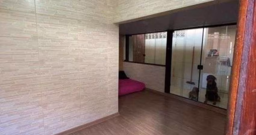 Casa para Venda em Volta Redonda / RJ no bairro Vila Rica