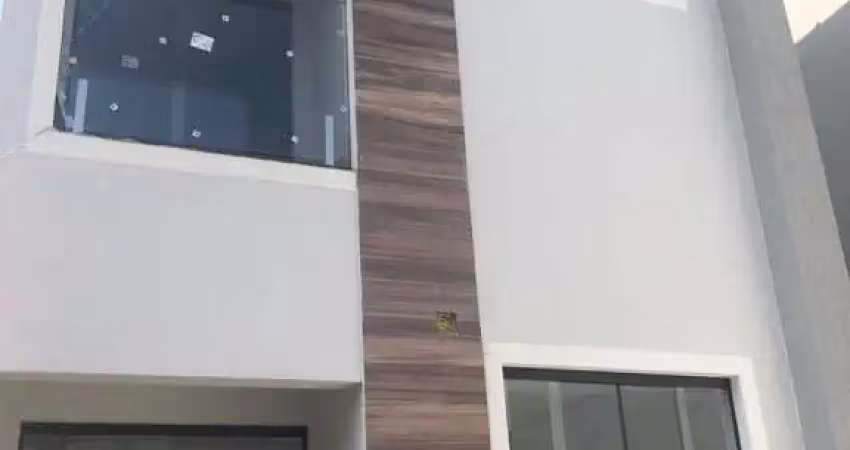 Casa para Venda em Barra Mansa / RJ no bairro São Luiz