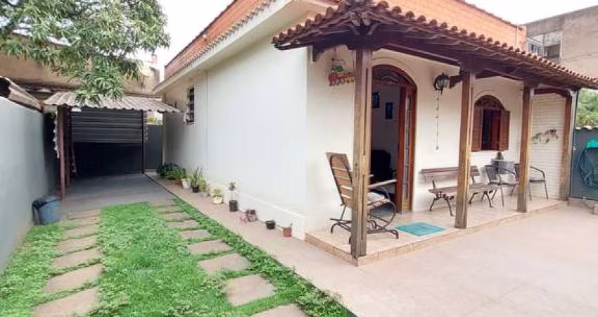 Casa para Venda no bairro Vila Mury, localizado na cidade de Volta Redonda / RJ.