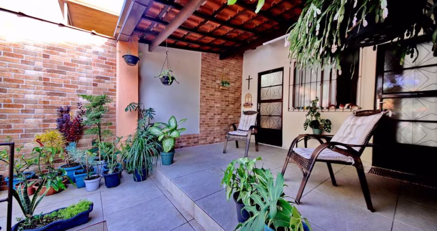 Casa para Venda no bairro Vila Rica (Jardim Tiradentes) em Volta Redonda / RJ