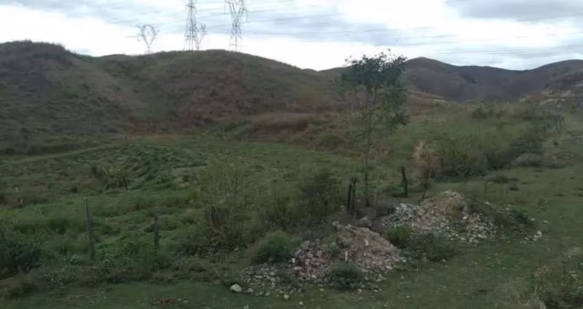 Chácara / sítio à venda no Santa Clara, Barra Mansa 