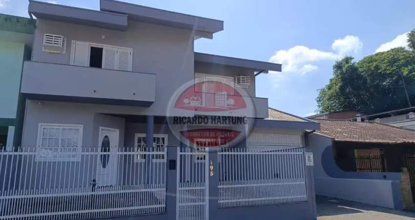 Casa com 4 quartos à venda no Garcia, Blumenau 
