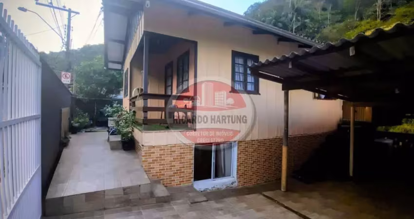 Casa com 3 quartos à venda no Valparaíso, Blumenau 
