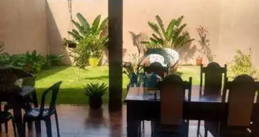 Casa com 2 dormitórios à venda, 159 m² por R$ 475.000 - Parque das Laranjeiras - Uberaba/MG