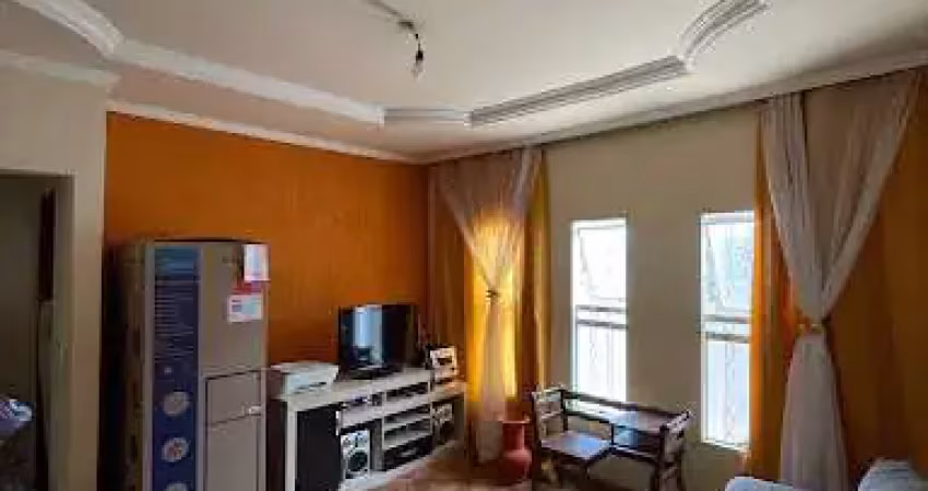 VENDE-SE EXCELENTE CASA NO JARDIM MARACANÂ