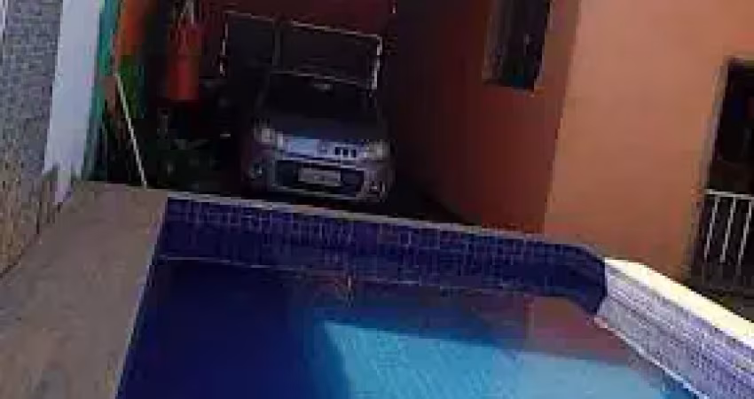 Casa com 2 quartos à venda na Rua Topázio, Lourdes, Uberaba