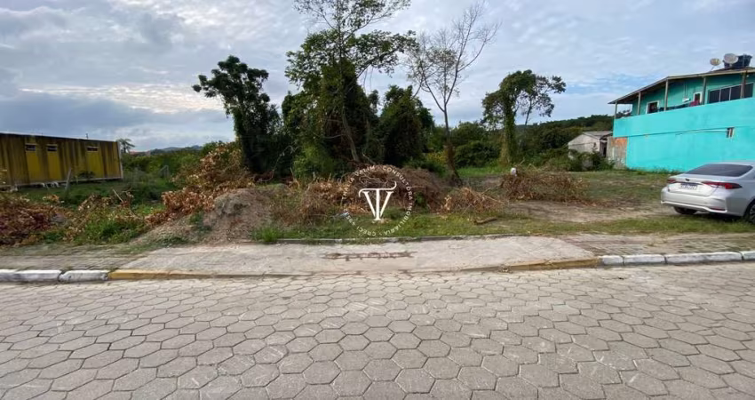 TERRENO EM BOMBAS