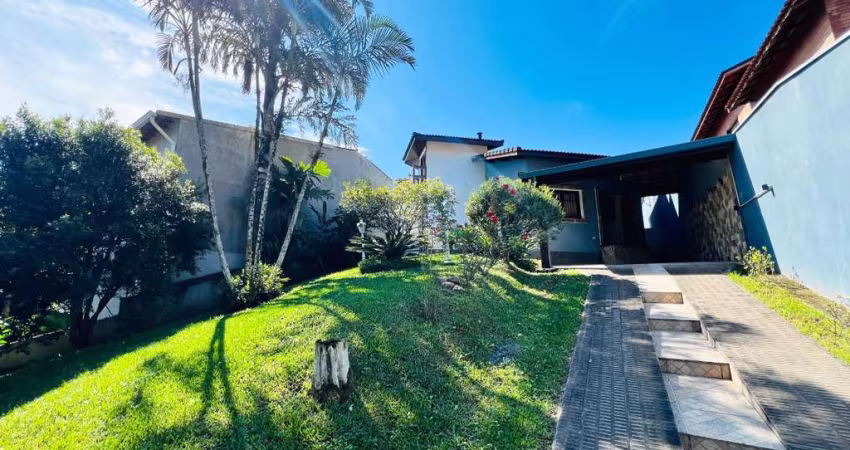 Casa no condomínio Encosta Verde para venda com 3 quartos, sendo 1 suíte, 215m²
