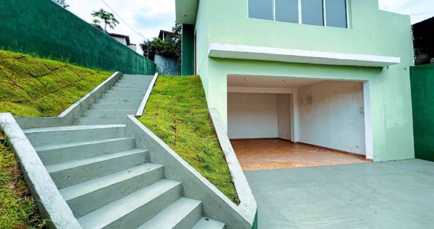 Casa de vila para venda com 3 quartos, sendo 1 suíte, 144m²