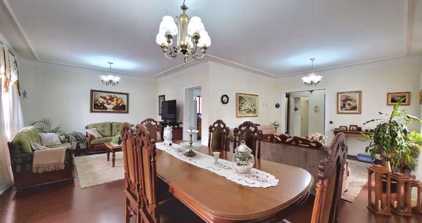 Apartamento tipo para venda com 4 quartos, sendo 2 suítes, 204m²