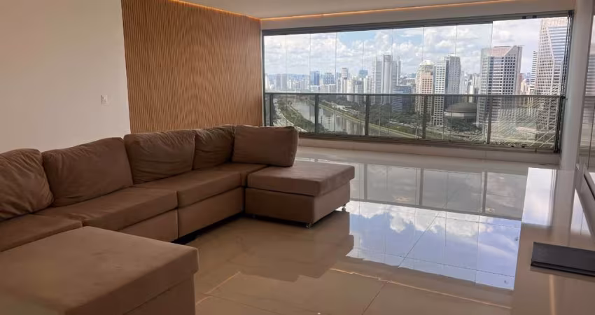 Apartamento tipo para venda com 3 quartos, sendo 3 suítes, 252m²