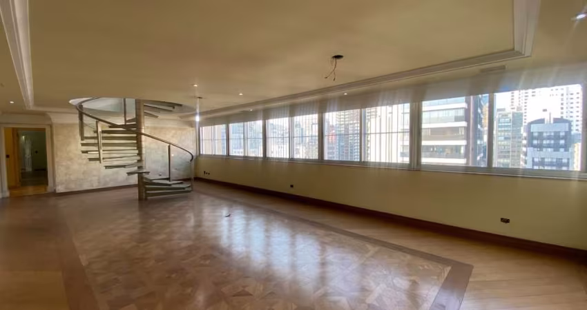 Cobertura para venda com 5 quartos, sendo 5 suítes, 496m²