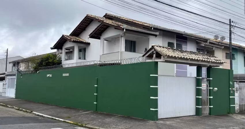Casa com 2 quartos à venda na Rua Pedro Cristiano de Miranda, São Vicente, Itajaí