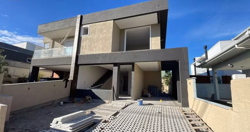 Casa para Venda em Florianópolis, Ingleses do Rio Vermelho, 4 dormitórios, 4 suítes, 5 banheiros, 2 vagas