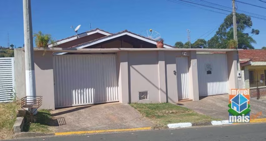 Casa com 5 dormitórios à venda por R$ 990.000,00 - Belvedere do Lago - Serra Negra/SP