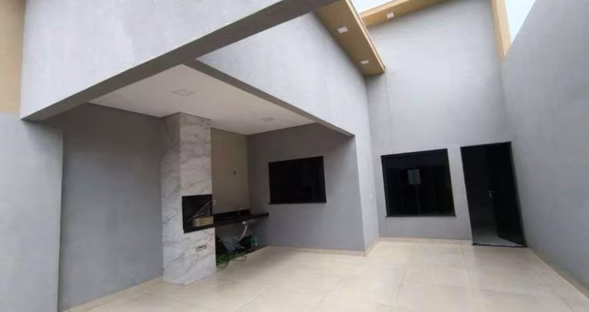 Casa à venda com churrasqueira, espaço amplo, 3 quartos e estética moderna em Rio Verde - GO