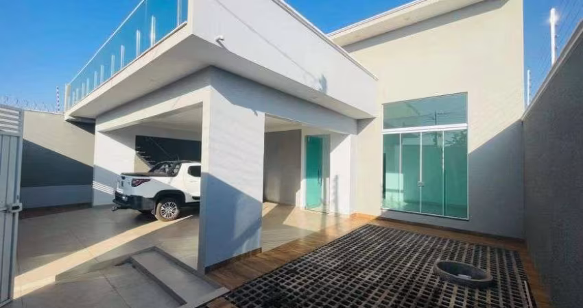 Casa à venda com vista para o lago, churrasqueira e armários embutidos em Rio Verde - GO