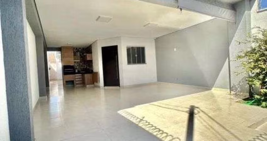 Casa à venda com hidromassagem, churrasqueira, área de lazer e 2 suítes em Rio Verde - GO