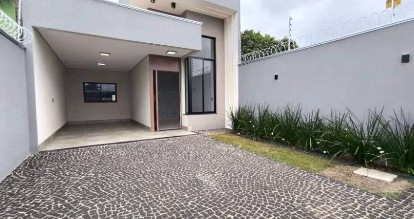 Casa à venda com churrasqueira, armários embutidos e espaço amplo em Rio Verde - GO
