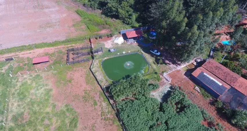 Fazenda/Sítio/Chácara para venda tem 25000 metros quadrados com 4 quartos