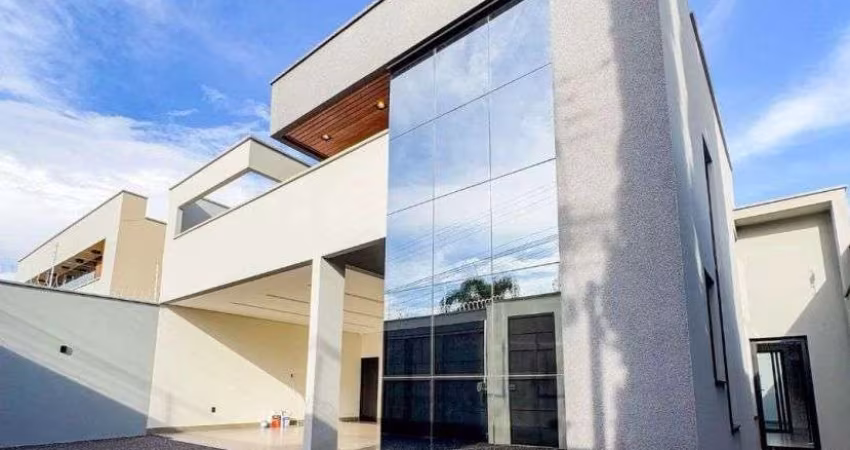 Casa à venda com churrasqueira, piscina, armários embutidos, 4 suítes e espaço amplo em Rio Verde