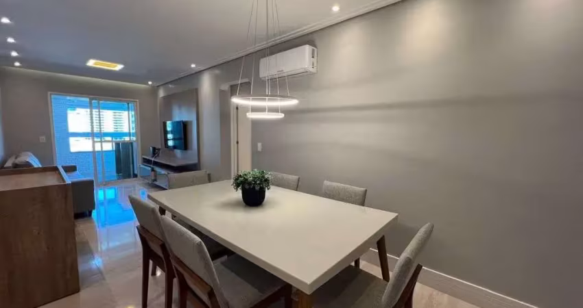 Apartamento à Venda com 3 quartos, 115m²