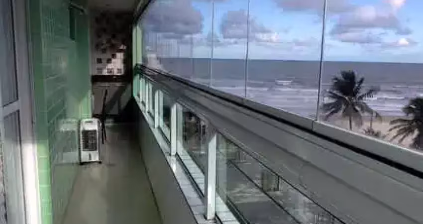 Apartamento à Venda com 2 quartos, 80m²