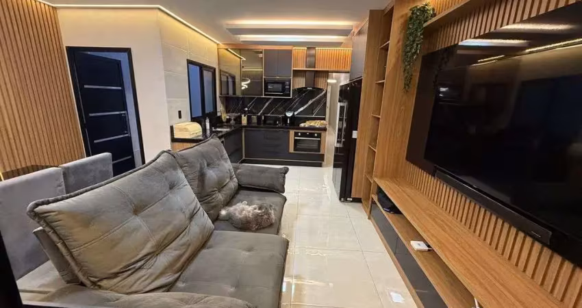 Casa à Venda com 3 quartos, 103m²