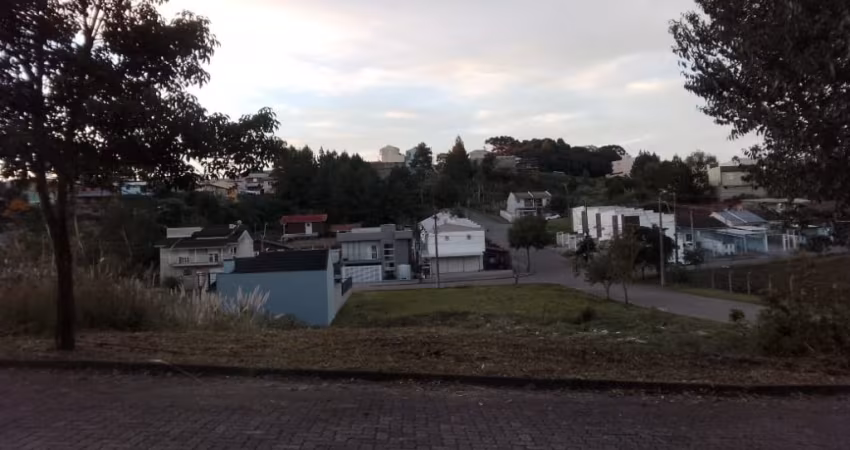 Terreno de 360m² no Bairro São Caetano - Loteamento Villa di Fellippo