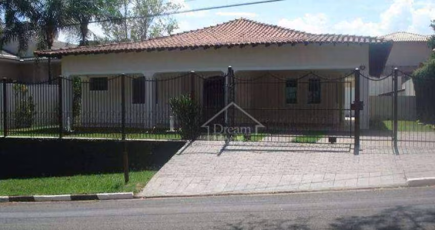Casa com 3 dormitórios à venda, 400 m² por R$ 2.490.000,00 - Condomínio Estância Marambaia - Vinhedo/SP