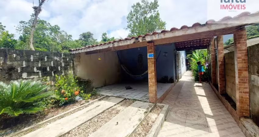 Casa no bairro Folha Seca em Ubatuba/SP