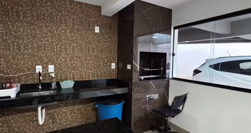 Apartamento 2 quartos a 800m do Praia Clube