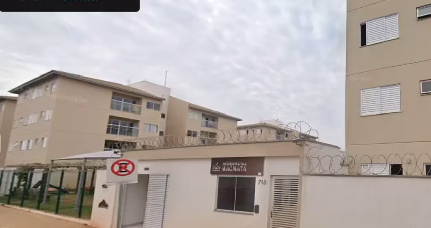 Apartamento 2 quartos com sacada na sala no residencial magnata bairro morumbi