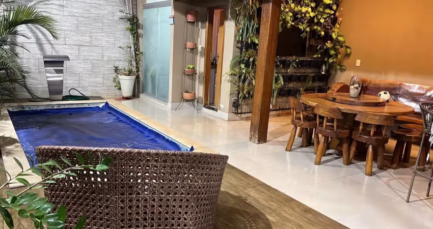Casa com 3 quartos à venda na Avenida Alípio Abrão, 943, Granada, Uberlândia
