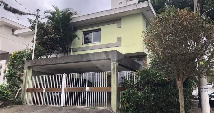 Casa com 3 quartos à venda na Avenida Dória, Campo Belo, São Paulo