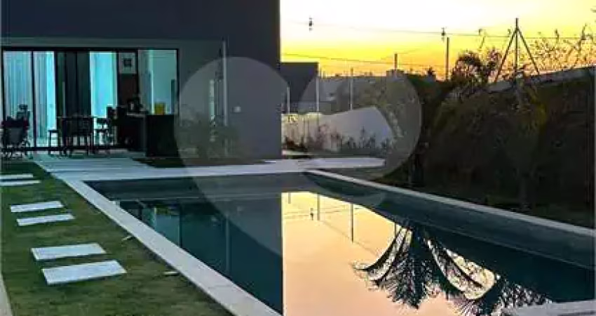 Casa  à venda com 4 quartos, sendo 4 suítes,  no condomínio fazenda kurumin, itu - sp