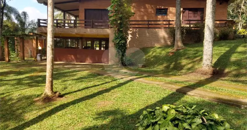 Chácara com 7 quartos à venda em Chácara Santo Hubertus - SP