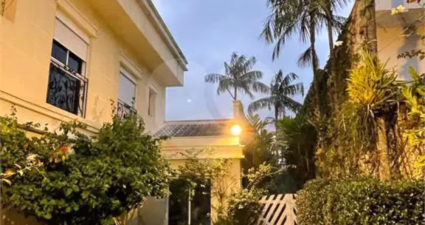 Casa com 5 quartos à venda em Indianópolis - SP